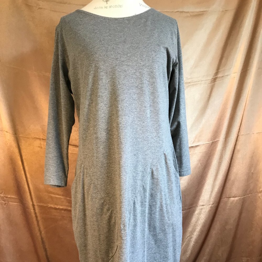 Flattering Betabrand knit dress